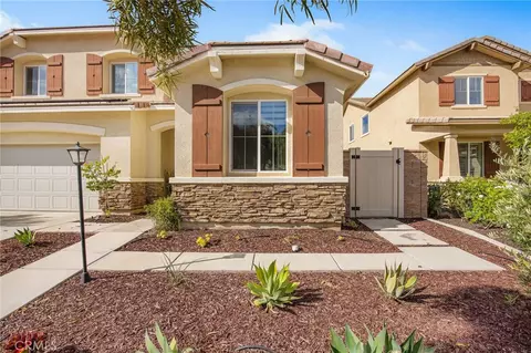 26130 Plumcot Dr, Corona, CA 92883 photo 5
