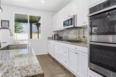 26130 Plumcot Dr, Corona, CA 92883 photo 11