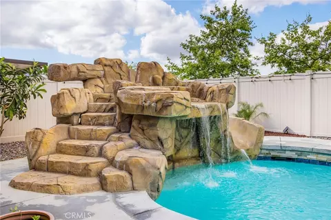 26130 Plumcot Dr, Corona, CA 92883 photo 34
