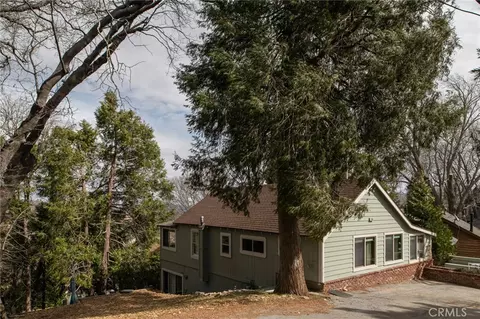 Exterior - 29196 Lake Brook Ave, Cedar Glen, CA 92321 photo 3 of 6