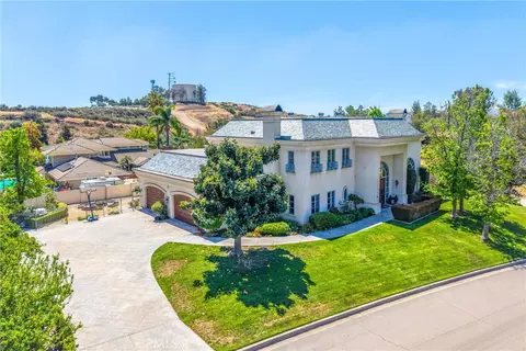 View/Area - 30573 E Sunset S, Redlands, CA 92373 photo 1 of 8
