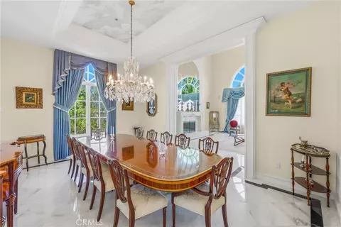 Dining - 30573 E Sunset S, Redlands, CA 92373 photo 2 of 3