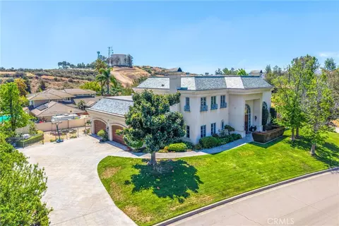 View/Area - 30573 E Sunset S, Redlands, CA 92373 photo 2 of 8