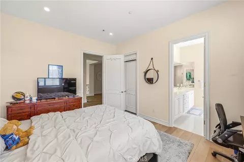 Bedroom - 30573 E Sunset S, Redlands, CA 92373 photo 3 of 7