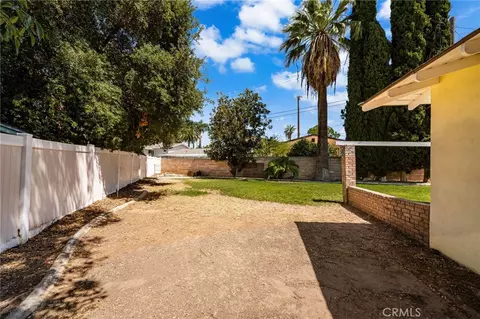 Exterior - 527 Nottingham Dr, Redlands, CA 92373 photo 4 of 4