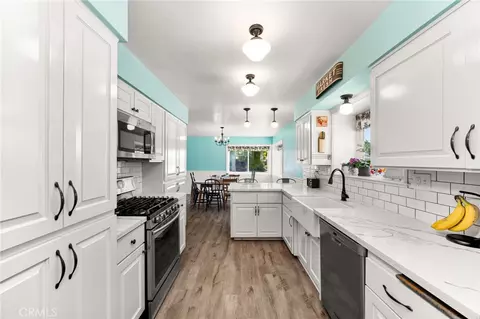 Kitchen - 527 Nottingham Dr, Redlands, CA 92373 photo 1 of 2