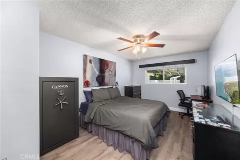 Bedroom - 527 Nottingham Dr, Redlands, CA 92373 photo 5 of 8