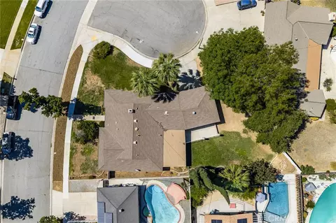View/Area - 527 Nottingham Dr, Redlands, CA 92373 photo 3 of 3