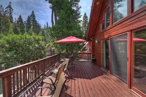 Exterior - 116 E Lk, Arrowhead, CA 92352 photo 4 of 10