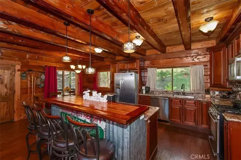 Kitchen - 116 E Lk, Arrowhead, CA 92352 photo 1 of 5