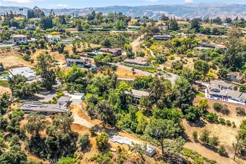 View/Area - 115 Sierra Vista Dr, Redlands, CA 92373 photo 4 of 8