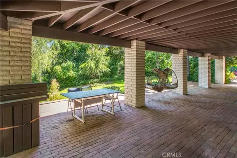 Exterior - 115 Sierra Vista Dr, Redlands, CA 92373 photo 7 of 17
