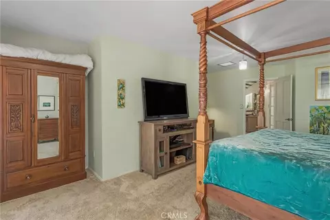Bedroom - 115 Sierra Vista Dr, Redlands, CA 92373 photo 6 of 8