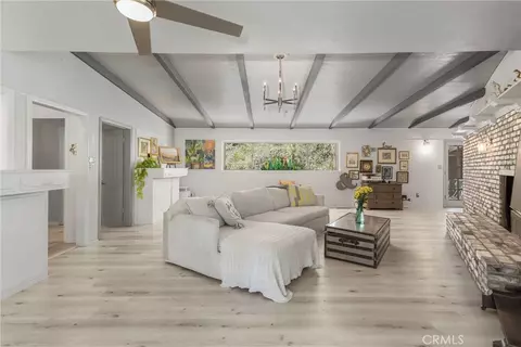 Living - 115 Sierra Vista Dr, Redlands, CA 92373 photo 2 of 3