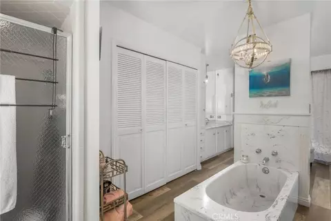 Bath - 115 Sierra Vista Dr, Redlands, CA 92373 photo 4 of 5