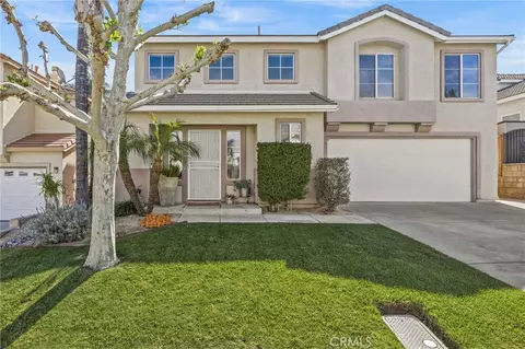 3387 Moonlight Ln, Corona, CA 92881