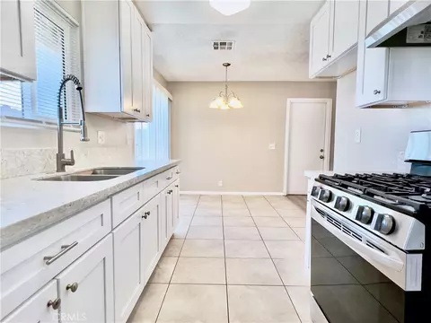 Kitchen - 16594 Vine, Hesperia, CA 92345 photo 1 of 2