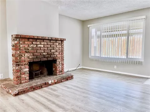Living - 16594 Vine, Hesperia, CA 92345 photo 3 of 4