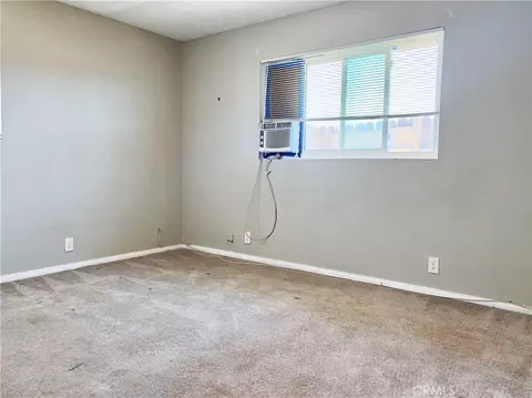 Bedroom - 16594 Vine, Hesperia, CA 92345 photo 2 of 3