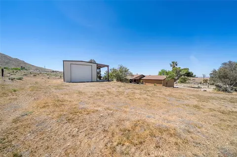 Exterior - 22411 Roundup, Apple Valley, CA 92308 photo 8 of 10