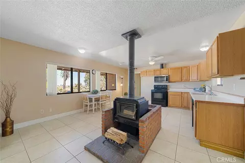 Other - 22411 Roundup, Apple Valley, CA 92308 photo 3 of 19