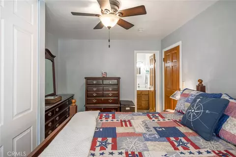 Bedroom - 364 Leonard, Sugarloaf, CA 92386 photo 2 of 3