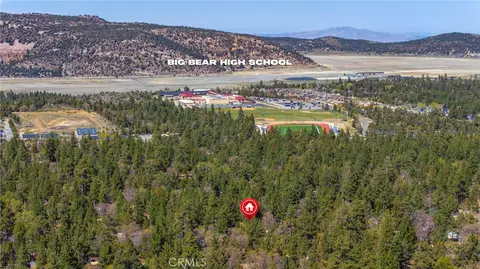 View/Area - 364 Leonard, Sugarloaf, CA 92386 photo 4 of 4