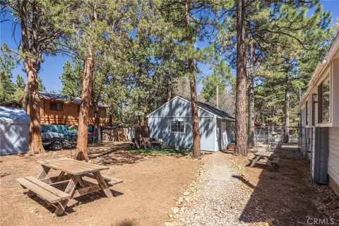 Exterior - 364 Leonard, Sugarloaf, CA 92386 photo 10 of 15