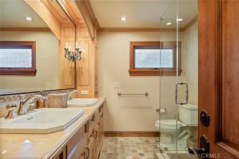 Bath - 28089 Point Hamiltair, Lake Arrowhead, CA 92352 photo 4 of 7