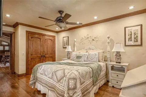 Bedroom - 28089 Point Hamiltair, Lake Arrowhead, CA 92352 photo 5 of 5