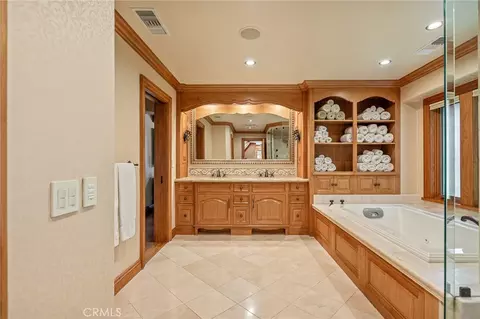 Bath - 28089 Point Hamiltair, Lake Arrowhead, CA 92352 photo 1 of 7