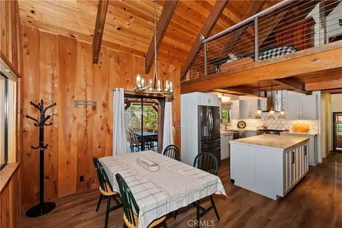 Dining - 150 Lodgepole, Big Bear Lake, CA 92315 photo 1 of 3