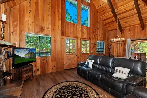 Living - 150 Lodgepole, Big Bear Lake, CA 92315 photo 3 of 4
