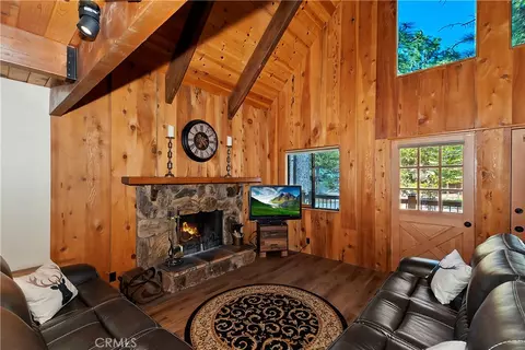 Living - 150 Lodgepole, Big Bear Lake, CA 92315 photo 2 of 4