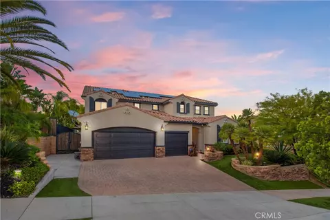 7916 Summer Day Dr, Corona, CA 92883