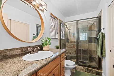Bath - 26510 Placer Ln, Lake Arrowhead, CA 92352 photo 1 of 3