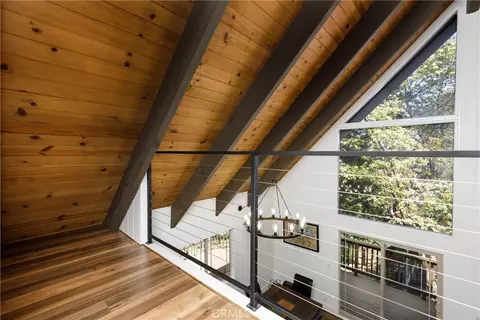 Entry Way - 27364 Pinewood, Lake Arrowhead, CA 92352 photo 2 of 2