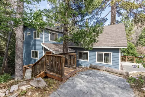 Exterior - 27364 Pinewood, Lake Arrowhead, CA 92352 photo 2 of 6