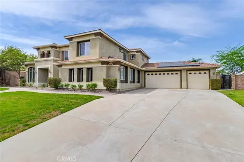 Exterior - 1910 Mesa View Ln, Redlands, CA 92373 photo 2 of 10