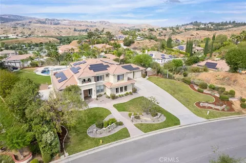 1910 Mesa View Ln, Redlands, CA 92373