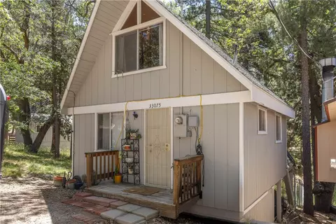 33075 Blue Bird Ln, Running Springs, CA 92382