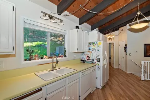 Kitchen - 770 Berne, Crestline, CA 92325 photo 5 of 5
