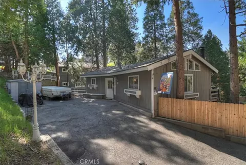 Exterior - 770 Berne, Crestline, CA 92325 photo 15 of 15