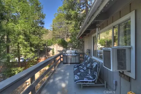 Exterior - 770 Berne, Crestline, CA 92325 photo 11 of 15
