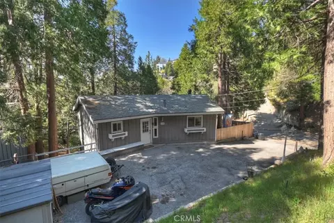 Exterior - 770 Berne, Crestline, CA 92325 photo 14 of 15