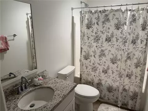 Bath - 14228 Sicily Ct, Beaumont, CA 92223 photo 2 of 2