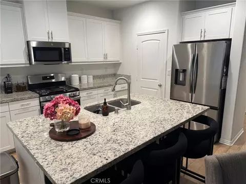 Kitchen - 14228 Sicily Ct, Beaumont, CA 92223 photo 2 of 2