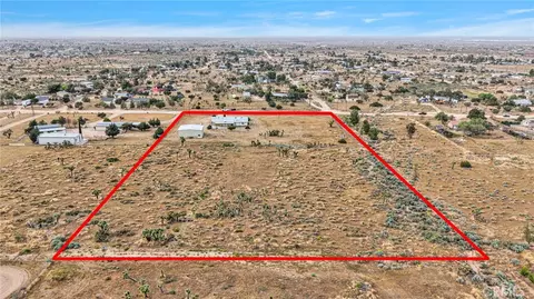 View/Area - 6271 Smoke Tree, Phelan, CA 92371 photo 3 of 6
