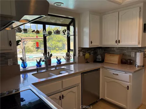 36064 Sharron Way, Yucaipa, CA 92399 photo 8