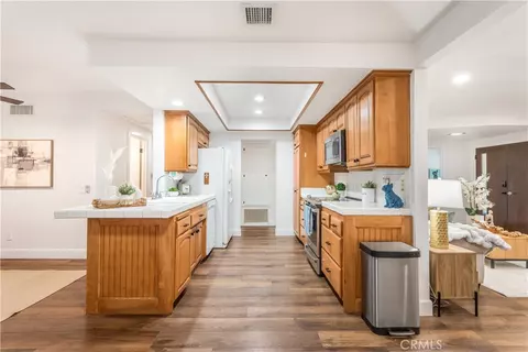Kitchen - 9370 Somerset Dr, Rancho Cucamonga, CA 91701 photo 1 of 2